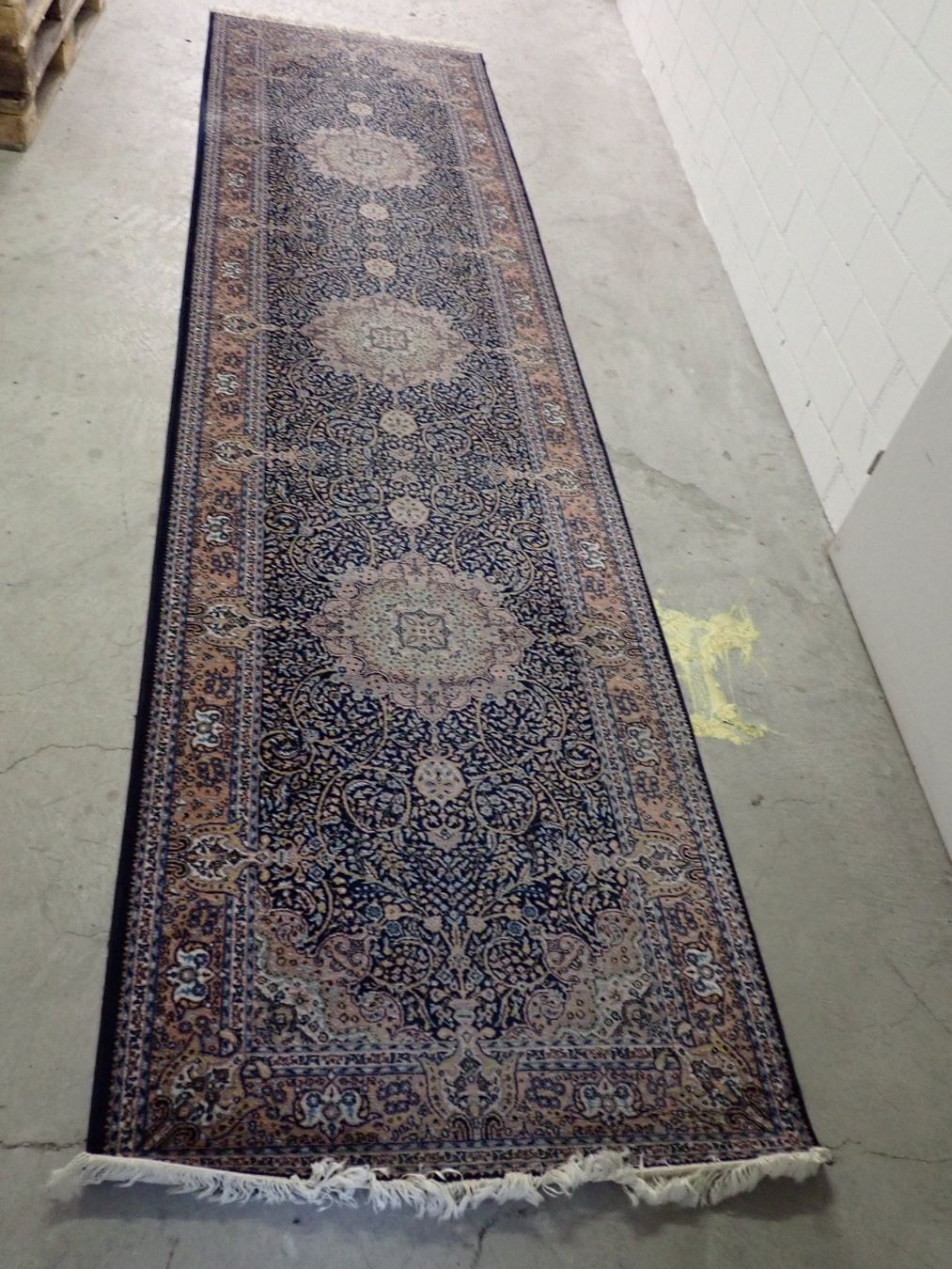 Tappeti: Schöner Läuferteppich  4 x 1 Meter – Usato da Wallisellen venduto da Mf1000