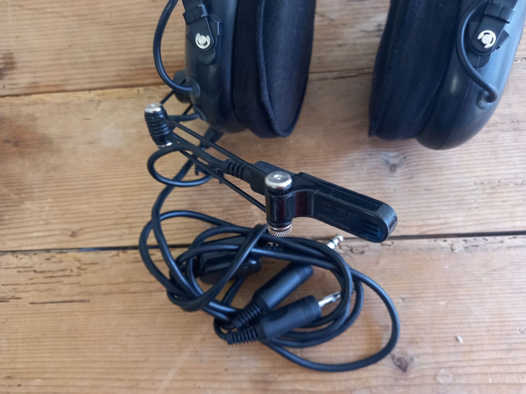 Cuffie: Flightcom Classic 4DLX Aviation Headset – Usato da Prez-vers-Siviriez venduto da Monija70 1