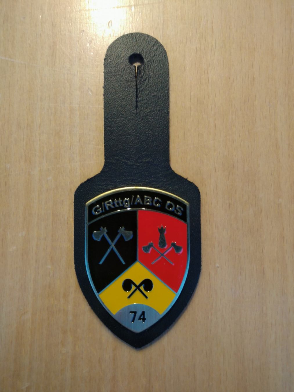 Schweizer Armee Placchette & Badge: Tenü A Emblem G/Rttg/ABC OS – Usato da Bern venduto da TimonBimon