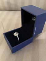 Schöner Swarovski Ring mit Zertifikat Grösse 55