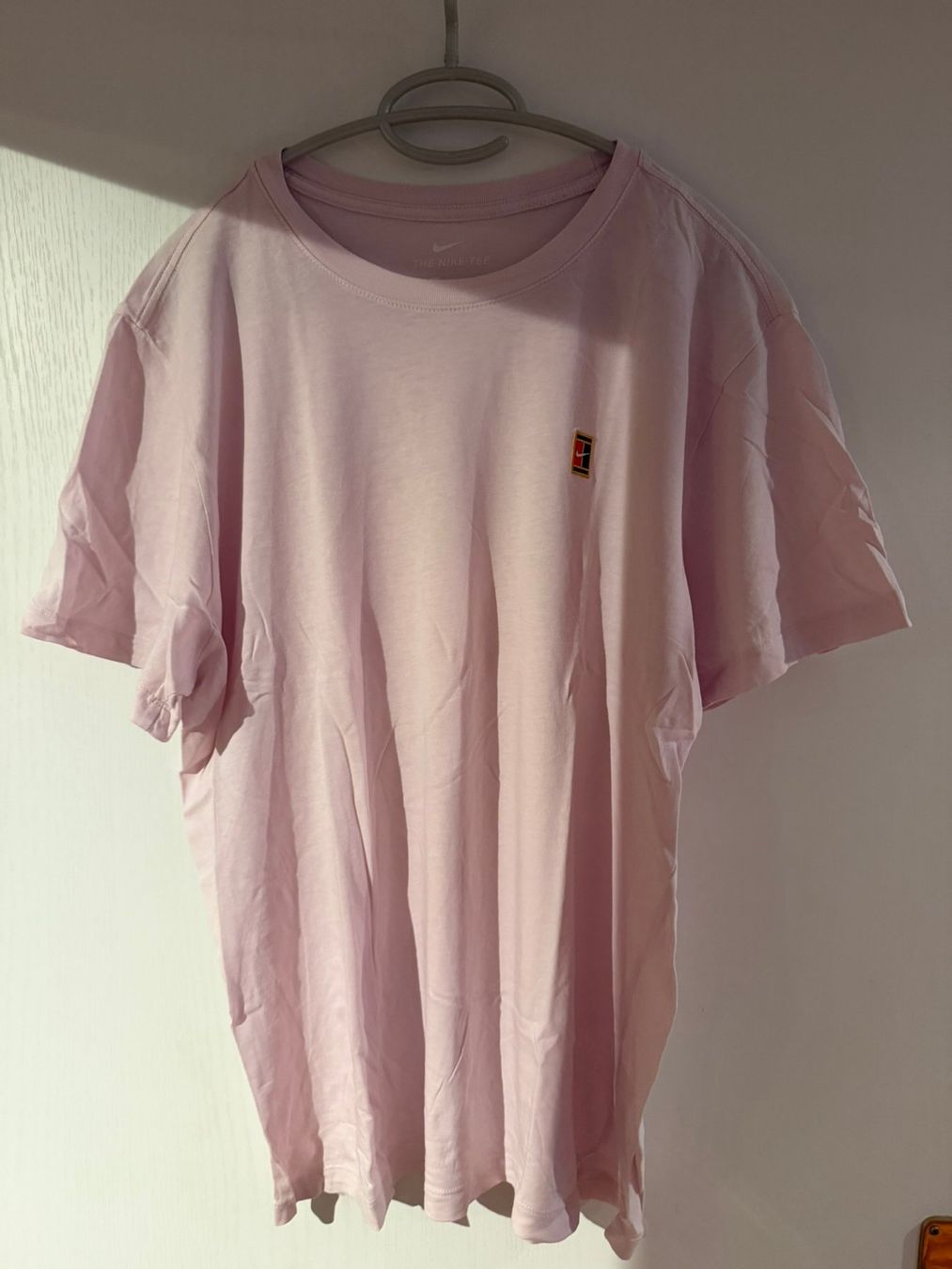 Nike T-shirts: Nike Performance T-Shirt Pink - L – D'occasion à Winkel par Studi66