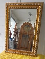 Schöner Spiegel mit Goldrahmen & Facettenschliff