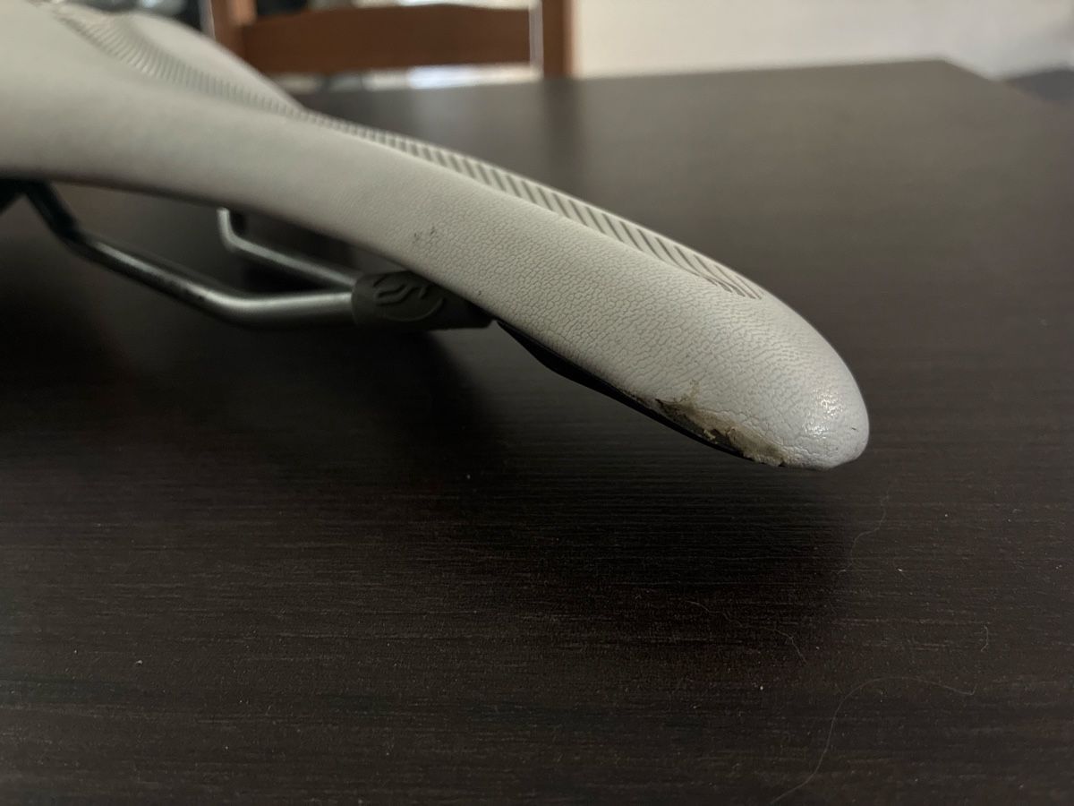 Pièces détachées: Selle Contec et poignée Sram – D'occasion à Yverdon-les-Bains par Fernando_Perez 3