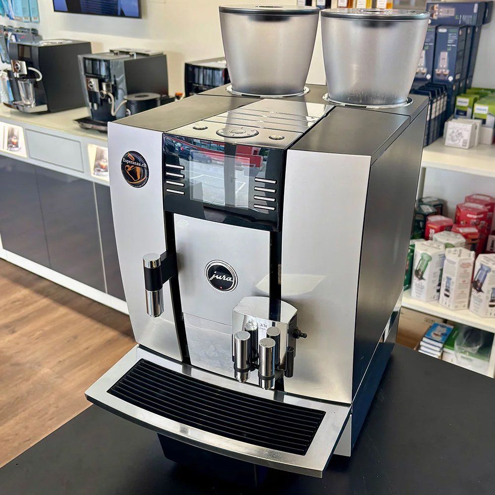 Jura Macchine per caffè & Macchine per espresso: Machine à café professionnelle JURA - GIGA X7 – Usato da Botterens venduto da oli_c5vk