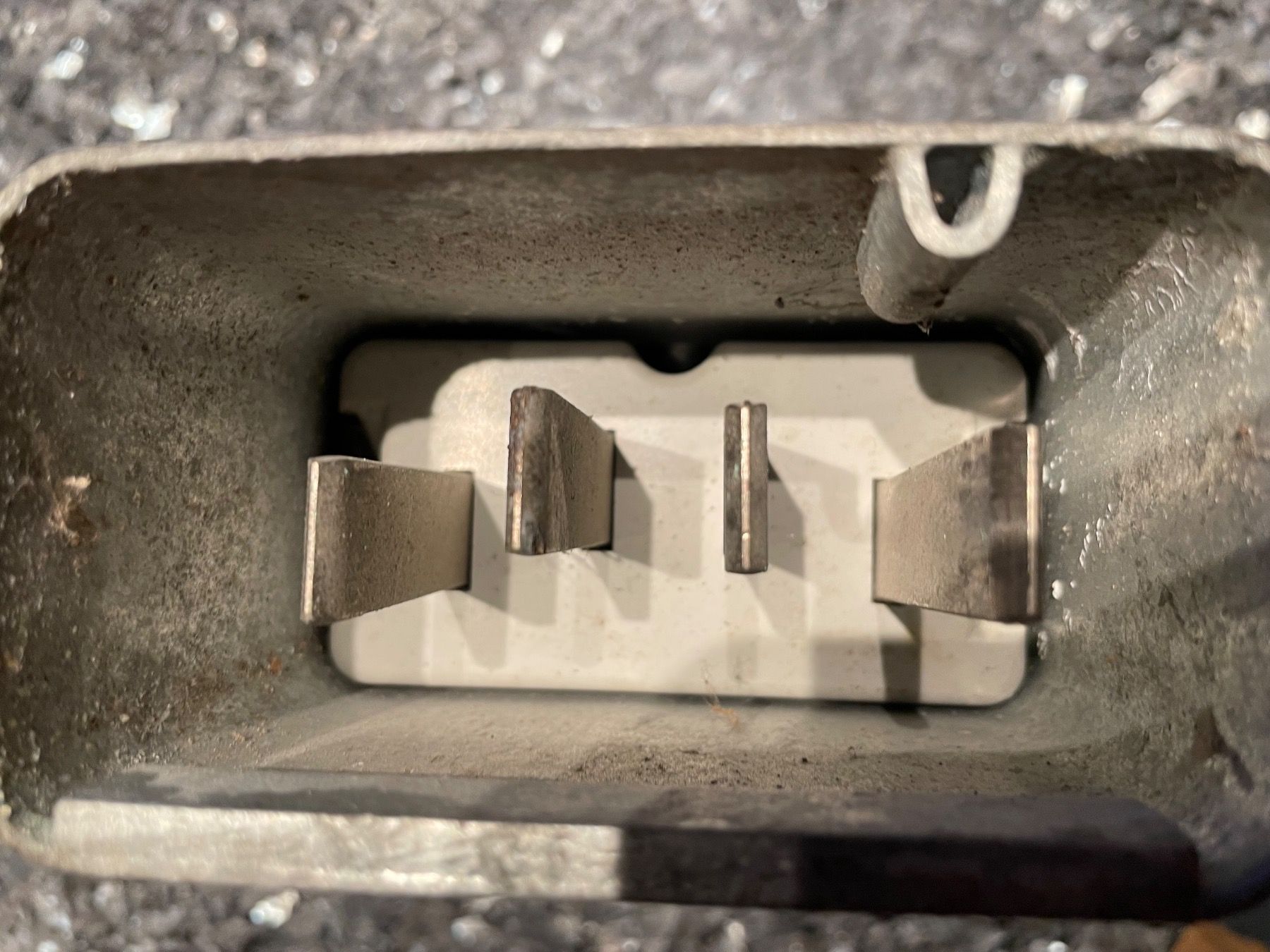 Stecker: Stecker J 75 4 Polig – Gebraucht aus Huttwil von Bolpa 1