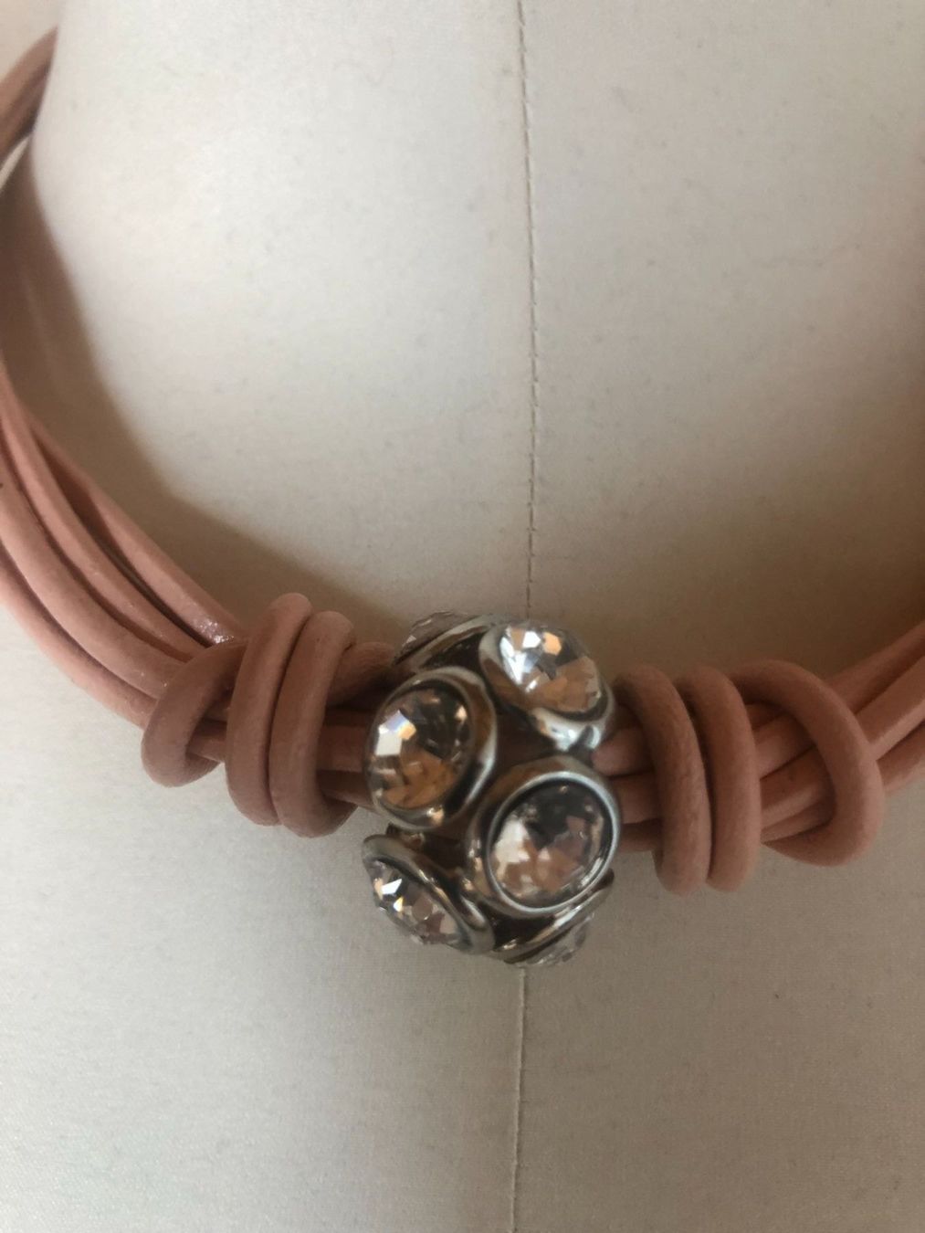 Catenine: Collier Leder rosa – Nuovo (secondo la descrizione) da Contra venduto da Oly_93 1