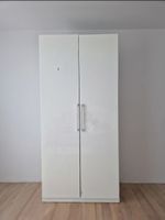 Kleiderschrank 