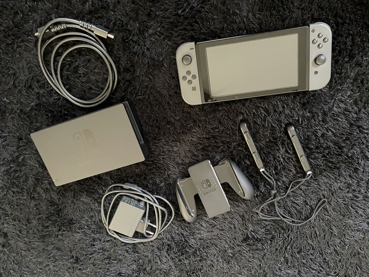 Nintendo Konsolen: Nintendo Switch 1 versione 2.0 – Gebraucht aus Bioggio von lur_66sm