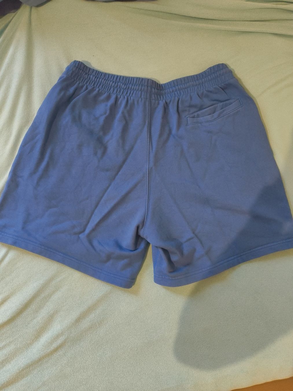 Adidas Hosen: Adidas Shorts (Grösse L) – Gebraucht aus Bern von TxZ 2