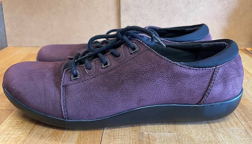Clarks Scarpe da donna: Bequemschuhe von Clarks, Gr. 41.5 – Usato da Basel venduto da Latebedgoer 1