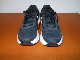 On Cloudrunner 2 Gr.40 (sehr guter Zustand)