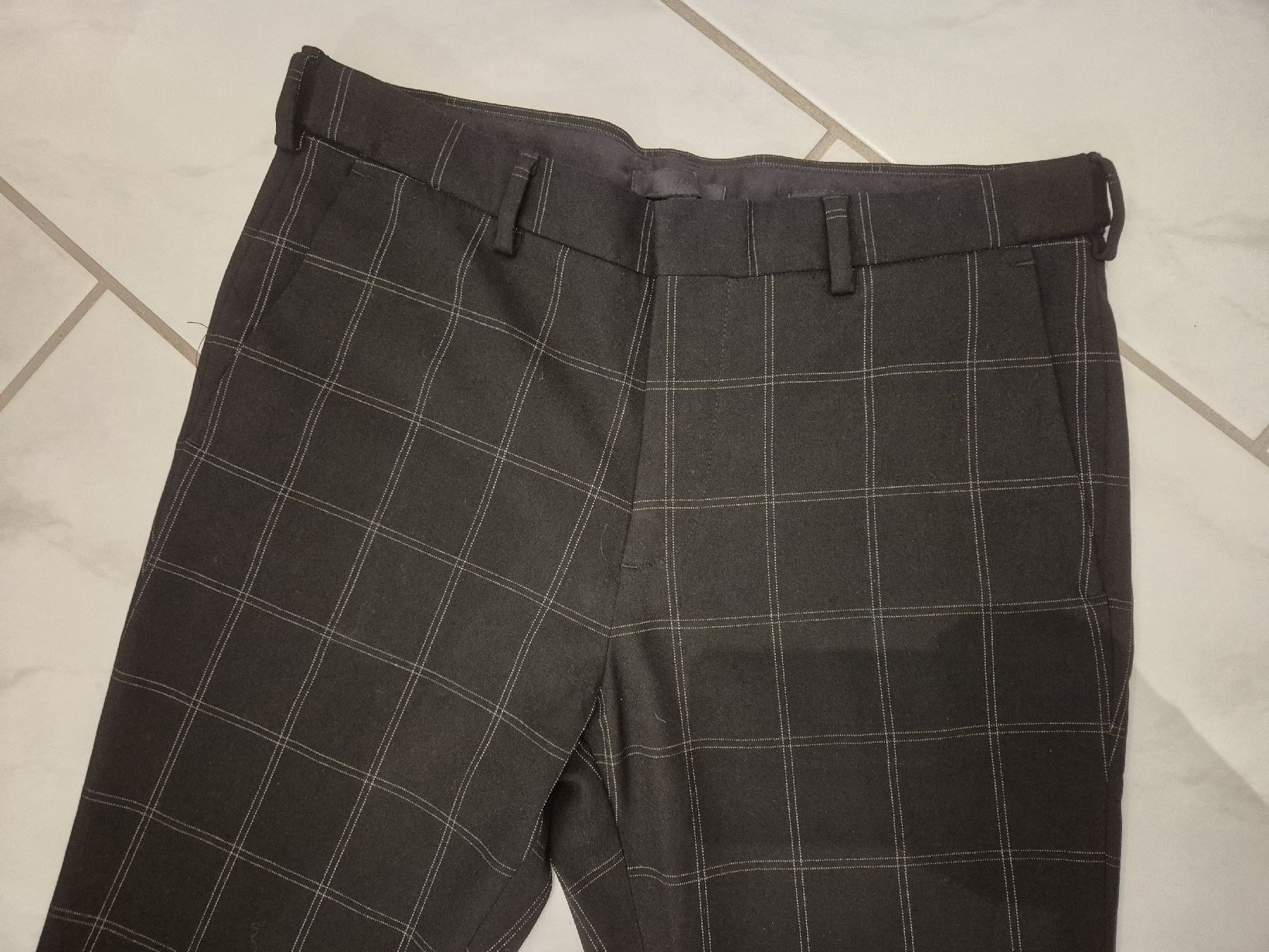 Pantaloni: Hose  Grösse 32 – Usato da Oetwil am See venduto da Janina5 1