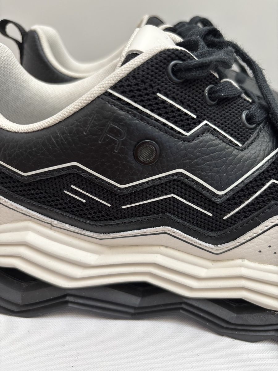 Iro Damenschuhe: IRO Sneacker Gr. 41 / 350 € – Gebraucht aus Tägerwilen von limolimo 1