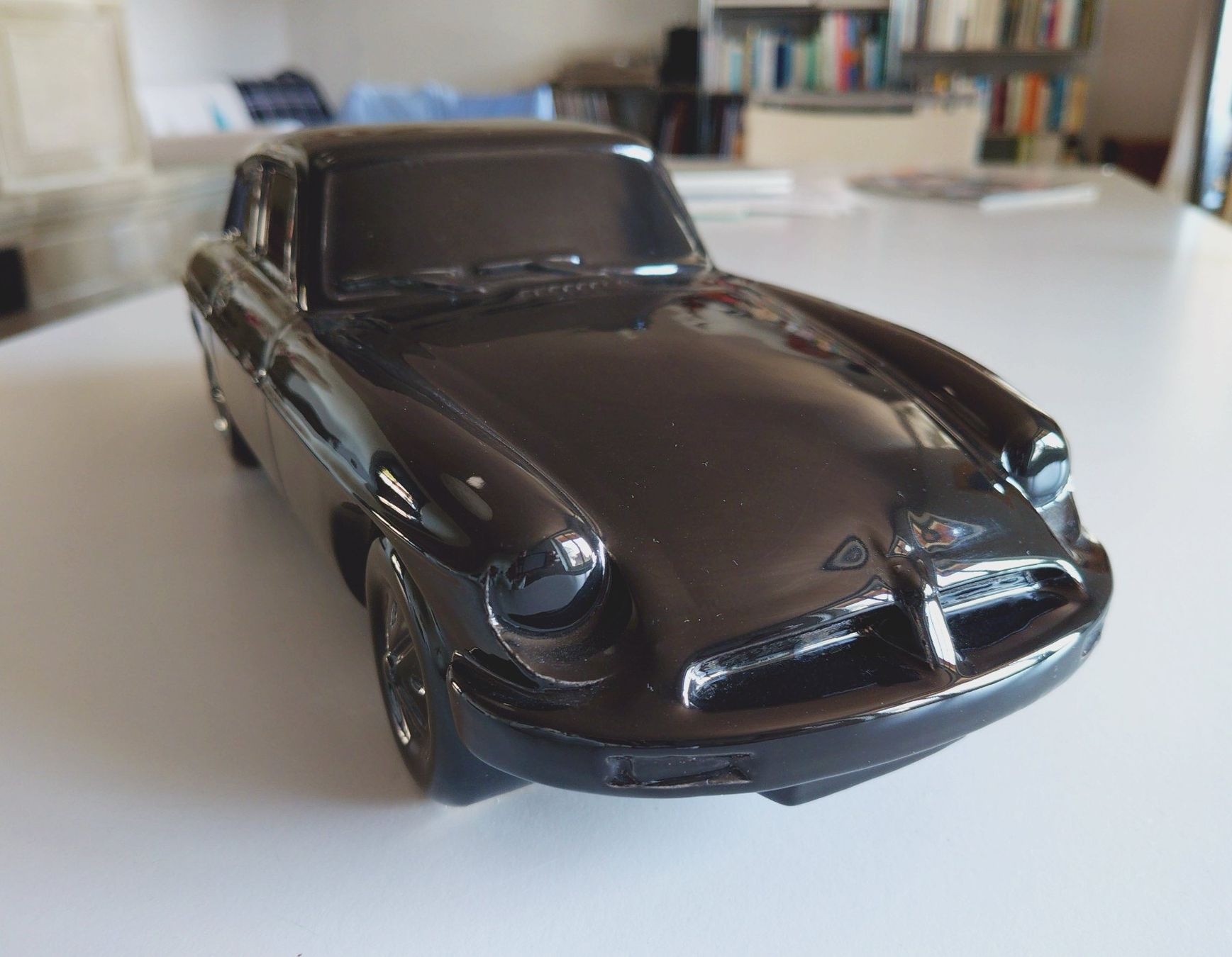 MG Modellini d'auto: MG B GT 1975 – Usato da Grossaffoltern venduto da Noexa