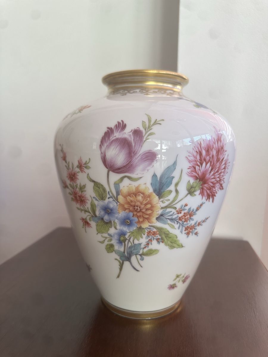 KPM Vasi & Recipienti: Grosse Porzellanvase KPM – Usato da Herbriggen venduto da Sehrazade