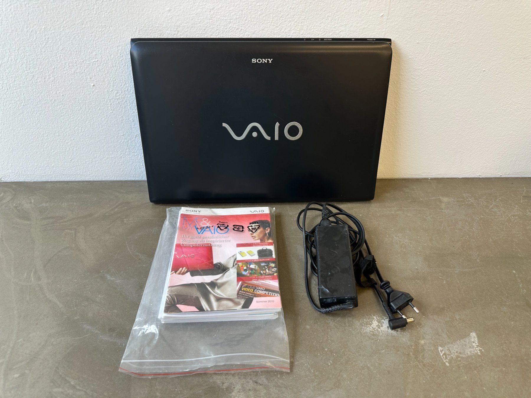 Vaio Portables: SONY, VAIO, Personal Computer, Model SVE171C11M, orgi. Kabel – D'occasion à Zürich par alocinnovregnes 6