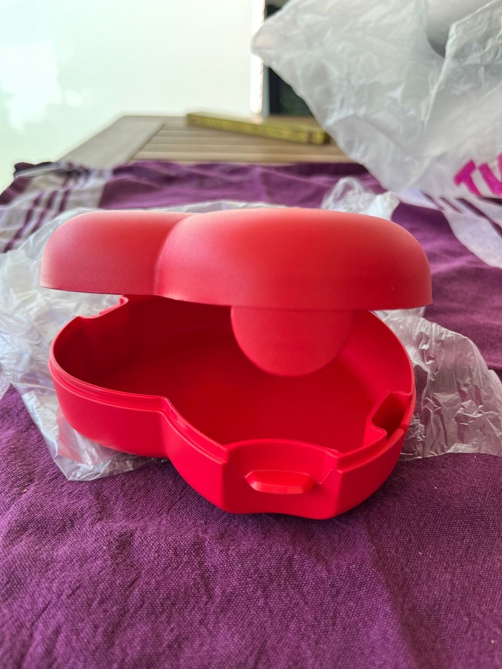 Tupperware Borracce & Thermos: Tupperware Flaschen Set inkl. Herzbox – Nuovo (secondo la descrizione) da Wohlen AG venduto da dud_gm6p 2