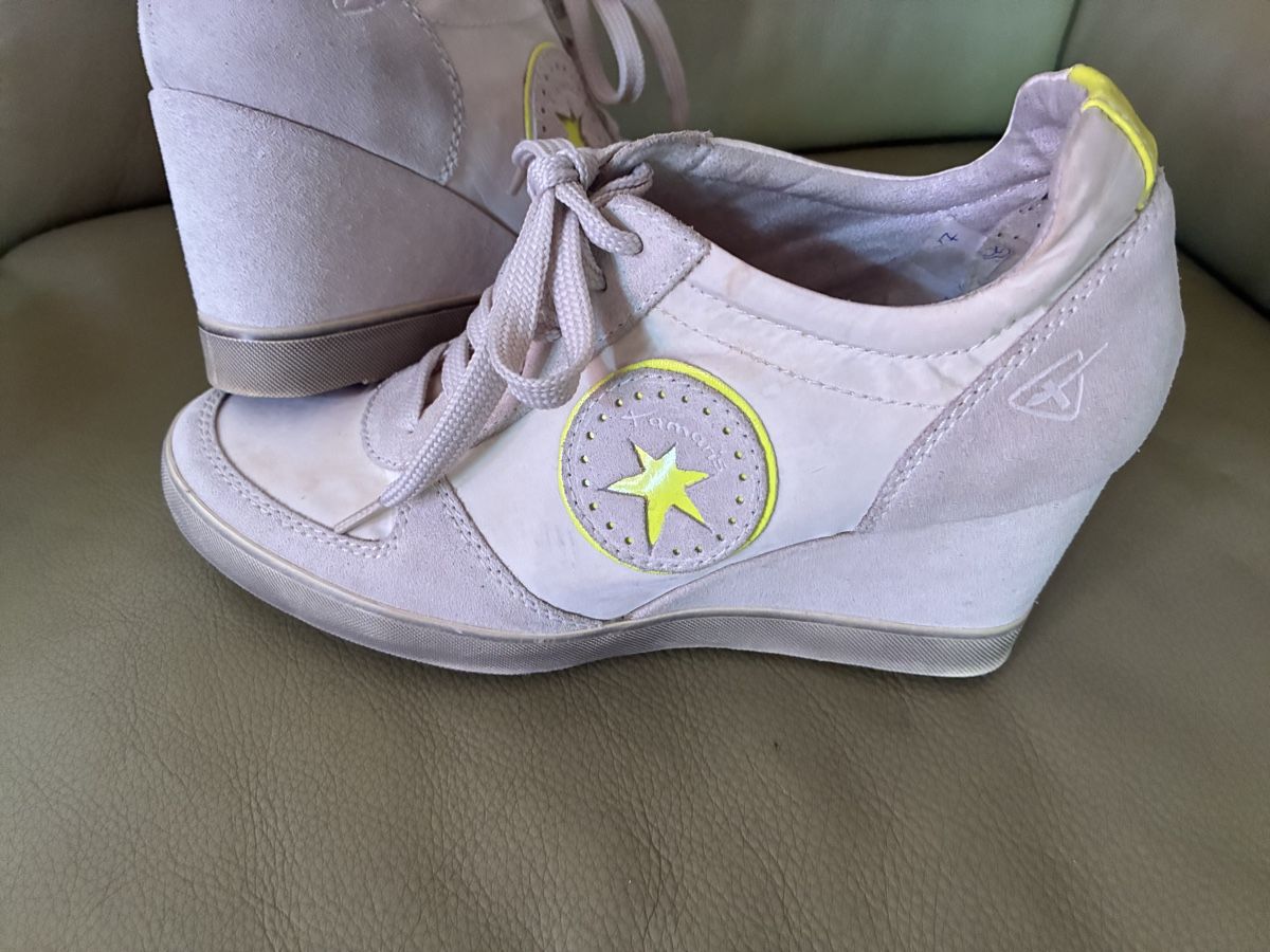 Scarpe da donna: Baskets compensées avec étoile jaune  pointure 37 – Usato da Lausanne venduto da Famary 3