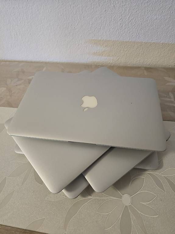 Apple Notebook: Lot 5x MacBook Air 11" – Usato da Renens VD venduto da MTD2211 2