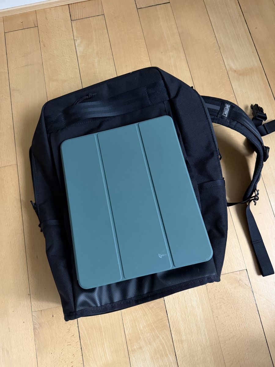 Chrome Rucksäcke: Chrome Rucksack all black – Gebraucht aus Basel von schaeryo 3