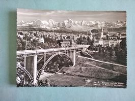 Bern Museum mit Alpen