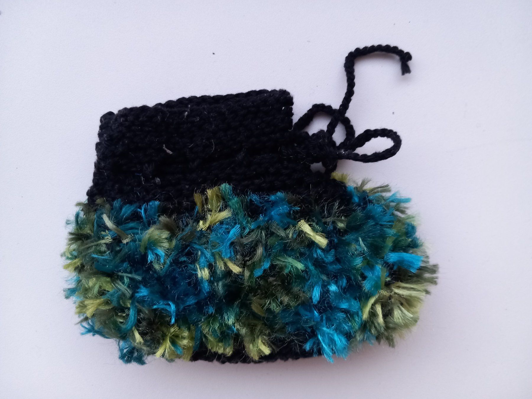 Calze per bambini: Handgestrickte, warme Babyschuhe / Babysöckli – Usato da Oensingen venduto da SpiPhEg46 1