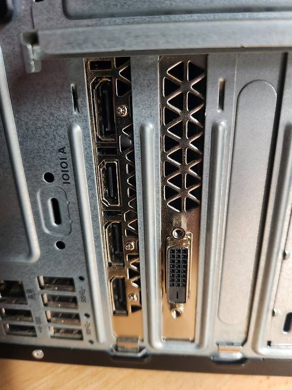 PC: Gaming PC mit Windows 11 HP EliteDesk 800 G3 – Usato da Niederbipp venduto da ddi_2pzb 2