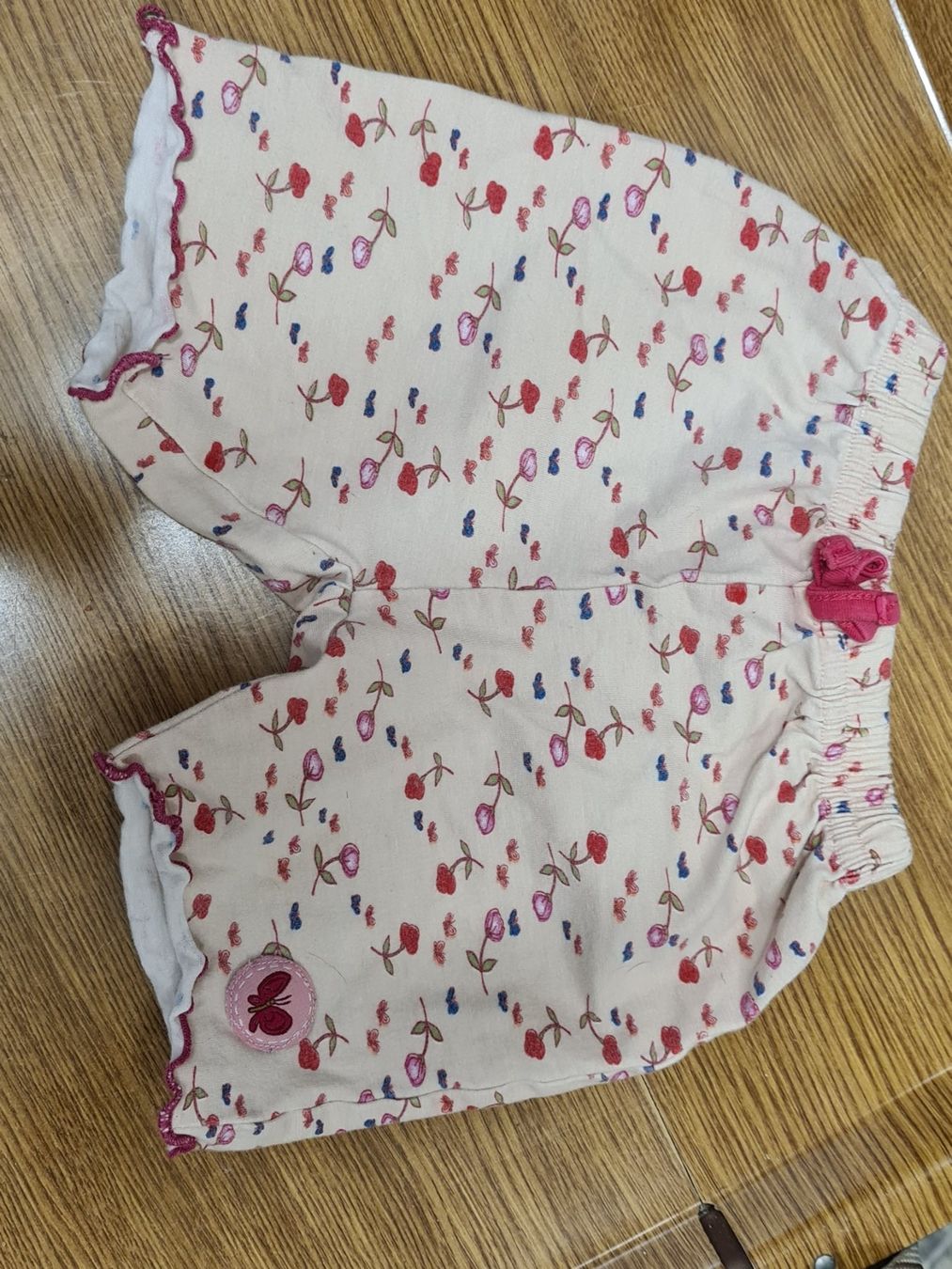 Pantaloni: Baby Shorts 68 – Usato da Amriswil venduto da used2use 1