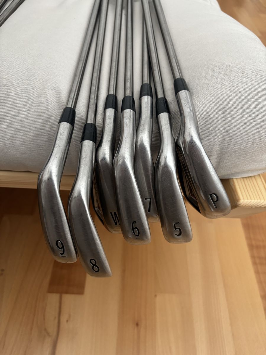 Titleist Mazze & Set: Titleist AP1 Eisen Set (Links) Titel: Titleist AP1 Eisen Set – Usato da Chur venduto da Cuteclothes7k 5