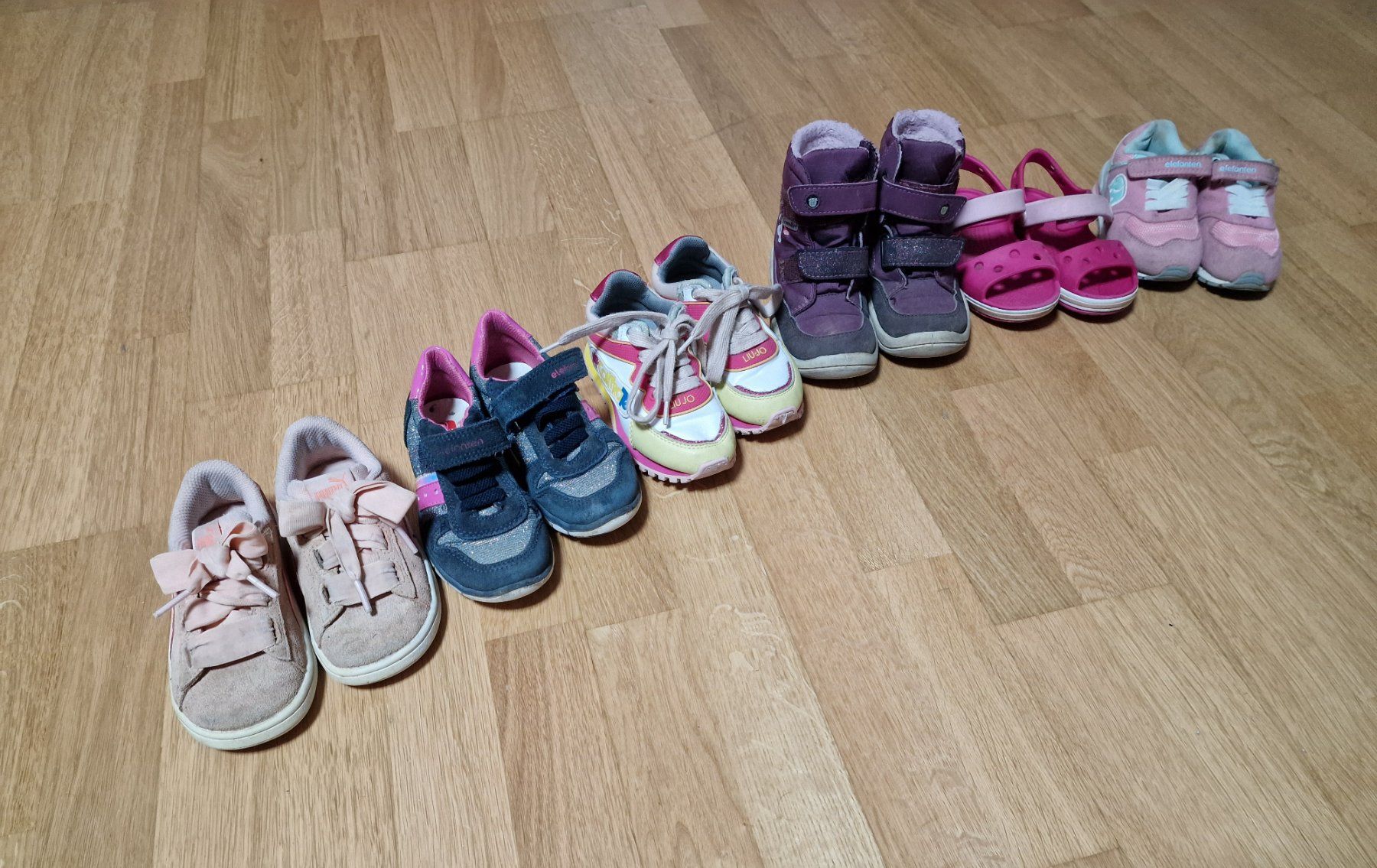 Scarpe per ragazze: Mädchen Schuhe 6x, Gr. 22-26. – Usato da Würenlingen venduto da zezy 1