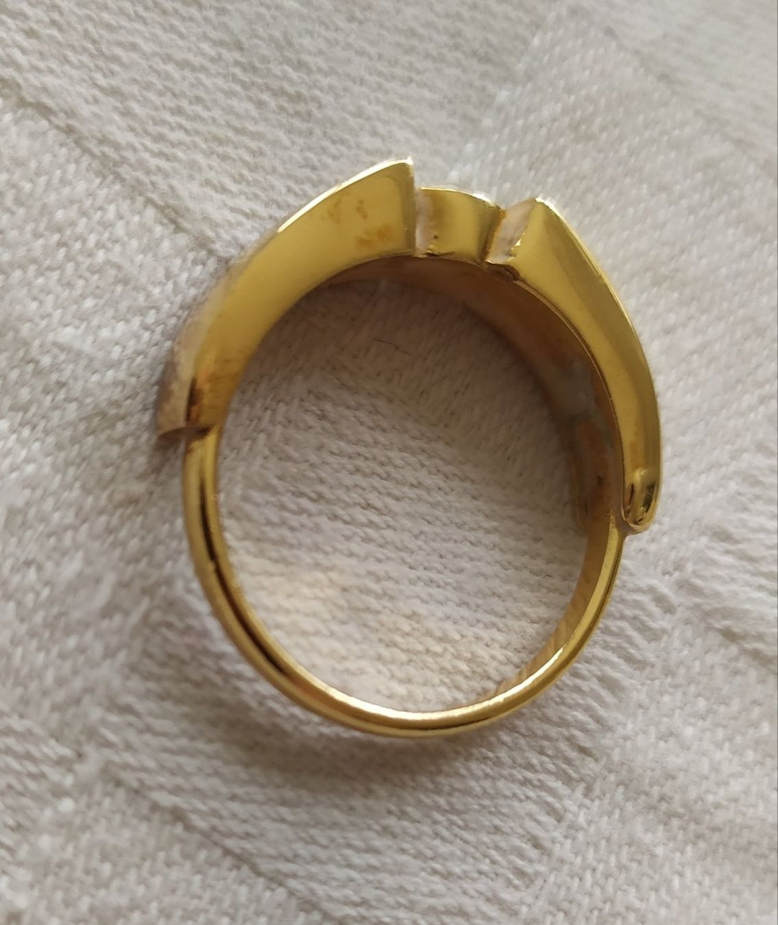 Anelli: 5 goldfarbene Ringe mit synthetischen Steinen – Nuovo (secondo la descrizione) da Chezard St-Martin venduto da Loucail 3