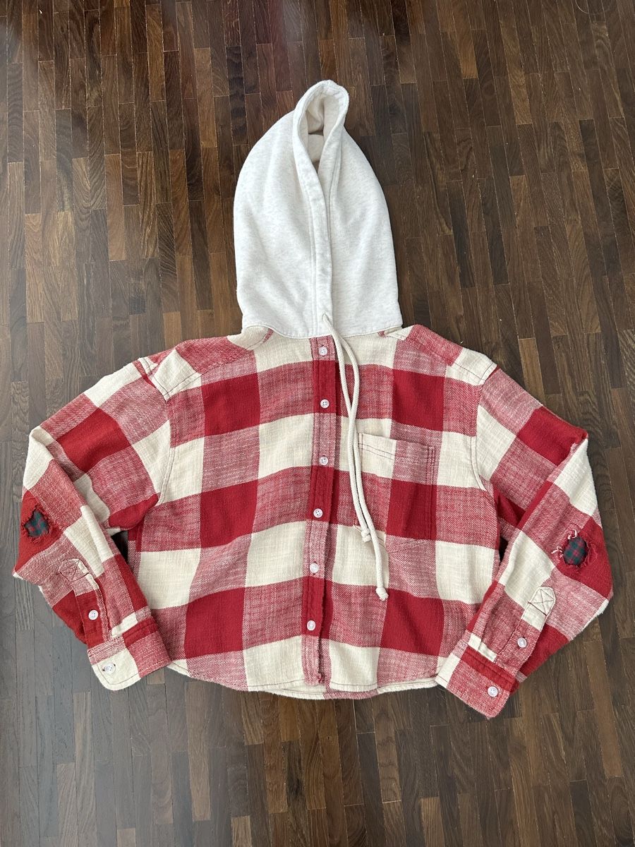 Blusen: American Eagle mit  Kapuze – Neu (gemäss Beschreibung) aus Winterthur von su_4assd 1