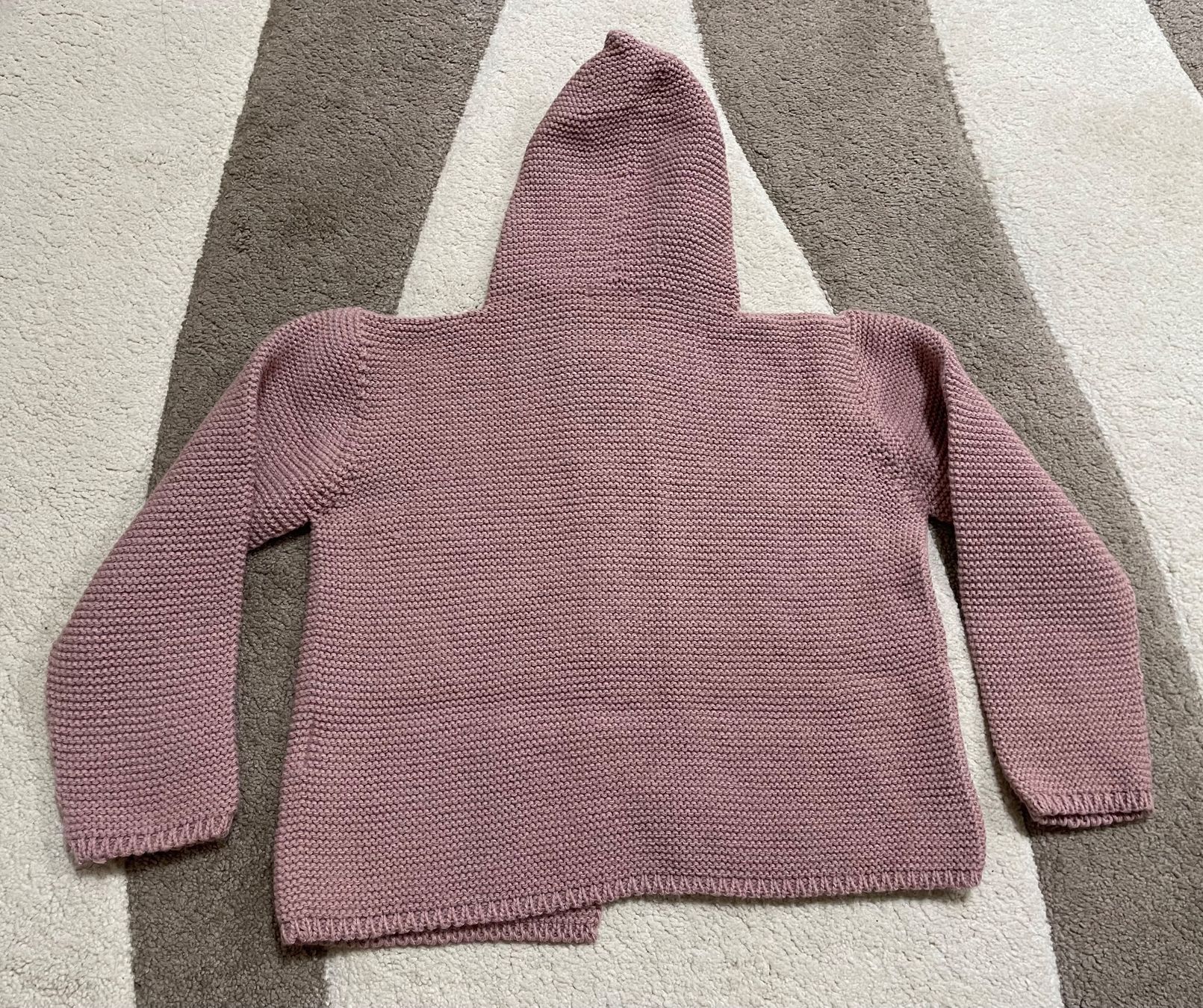 Pullover & Sweatshirts: CARDIGAN – Neu und originalverpackt aus Zürich von Mina_09 1