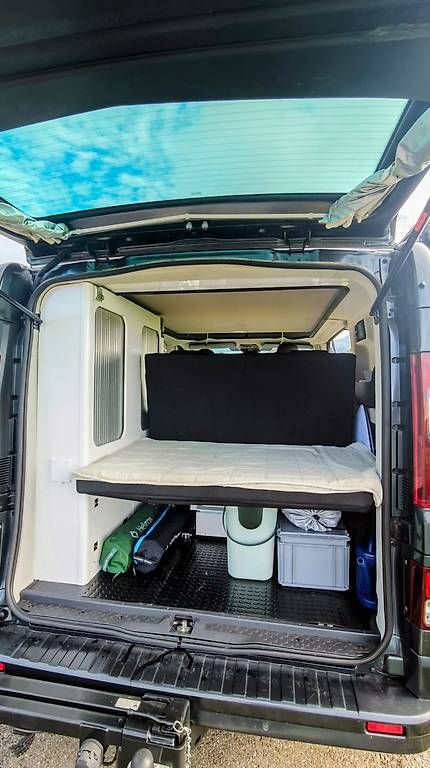 Véhicules de camping: Renault Trafic Camping Bus – D'occasion à Dürnten par Sunny811 3