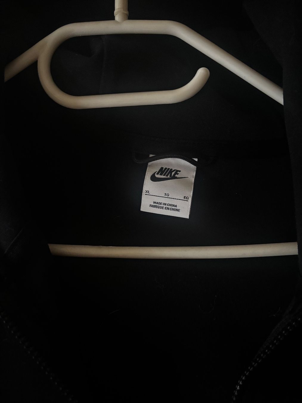 Nike Giacche: Nike Tech Fleece Jacke XL – Usato da Domat/Ems venduto da J70_7 1