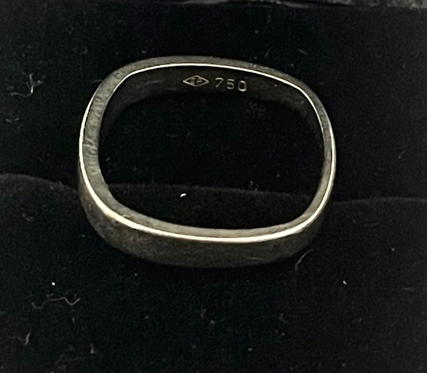Anelli: Ring eckig mit Initialen DK Weissgold 750, 4,2g – Usato da Laufen venduto da car_2fnm 1