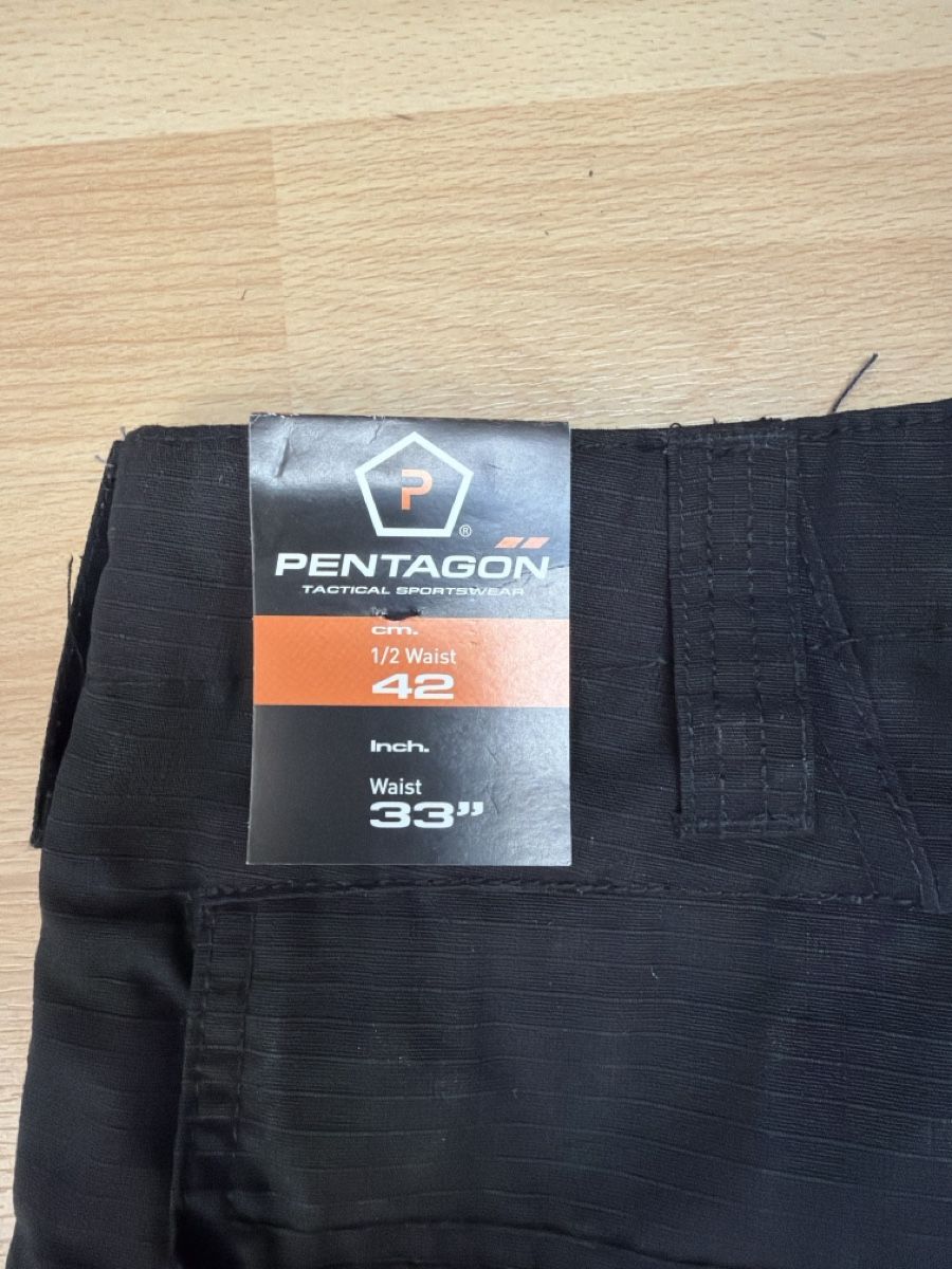 Pantaloni: PENTAGON Shorts Gr. 42, neu – Nuovo (secondo la descrizione) da Thun venduto da BanjoDan 1