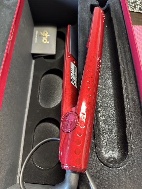 GHD Glätteisen Metallic Collection rot Acheter sur Ricardo