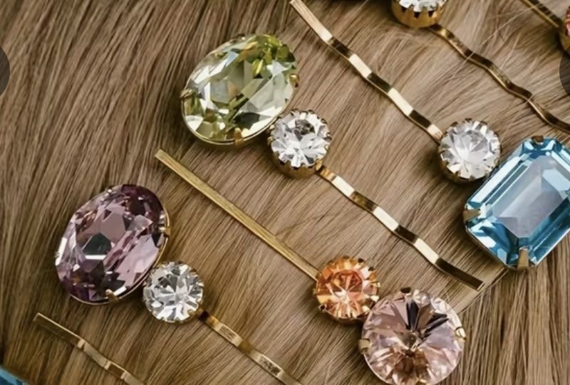 Haarschmuck: Haarspangen mit bunten Steinen, neu – Neu und originalverpackt aus Saanen von SoniaMichaela 1