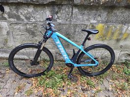 Super E-Bike TREK powerfly 4