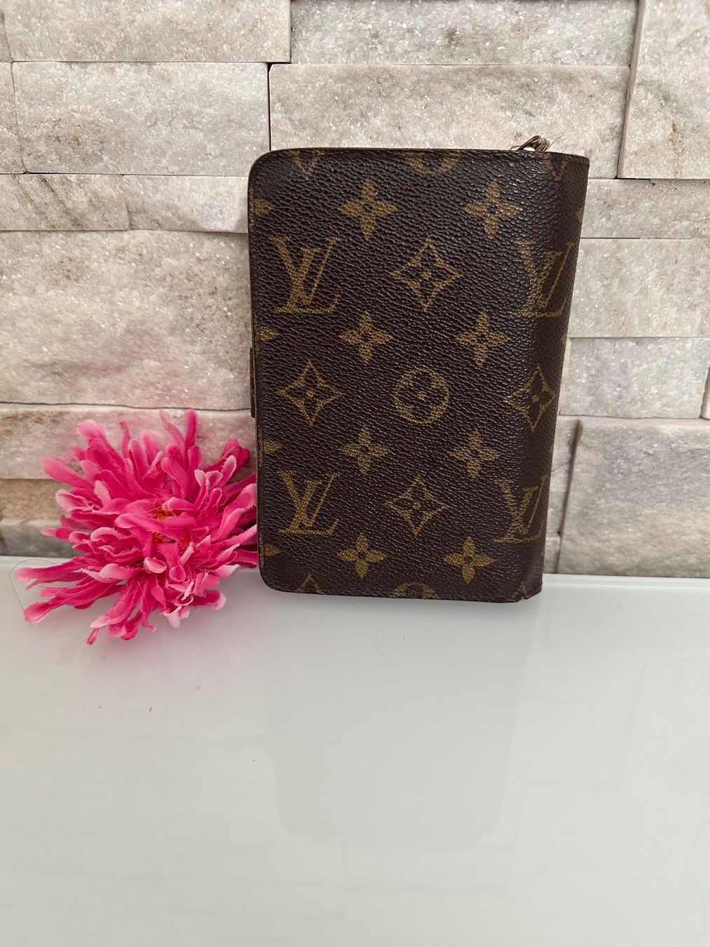 Louis Vuitton Portamonete: Louis Vuitton Compact Wallet - Nr. 748 – Usato da Hittnau venduto da LuxAndMore 1