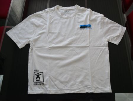 Marken T-Shirt von Yousta