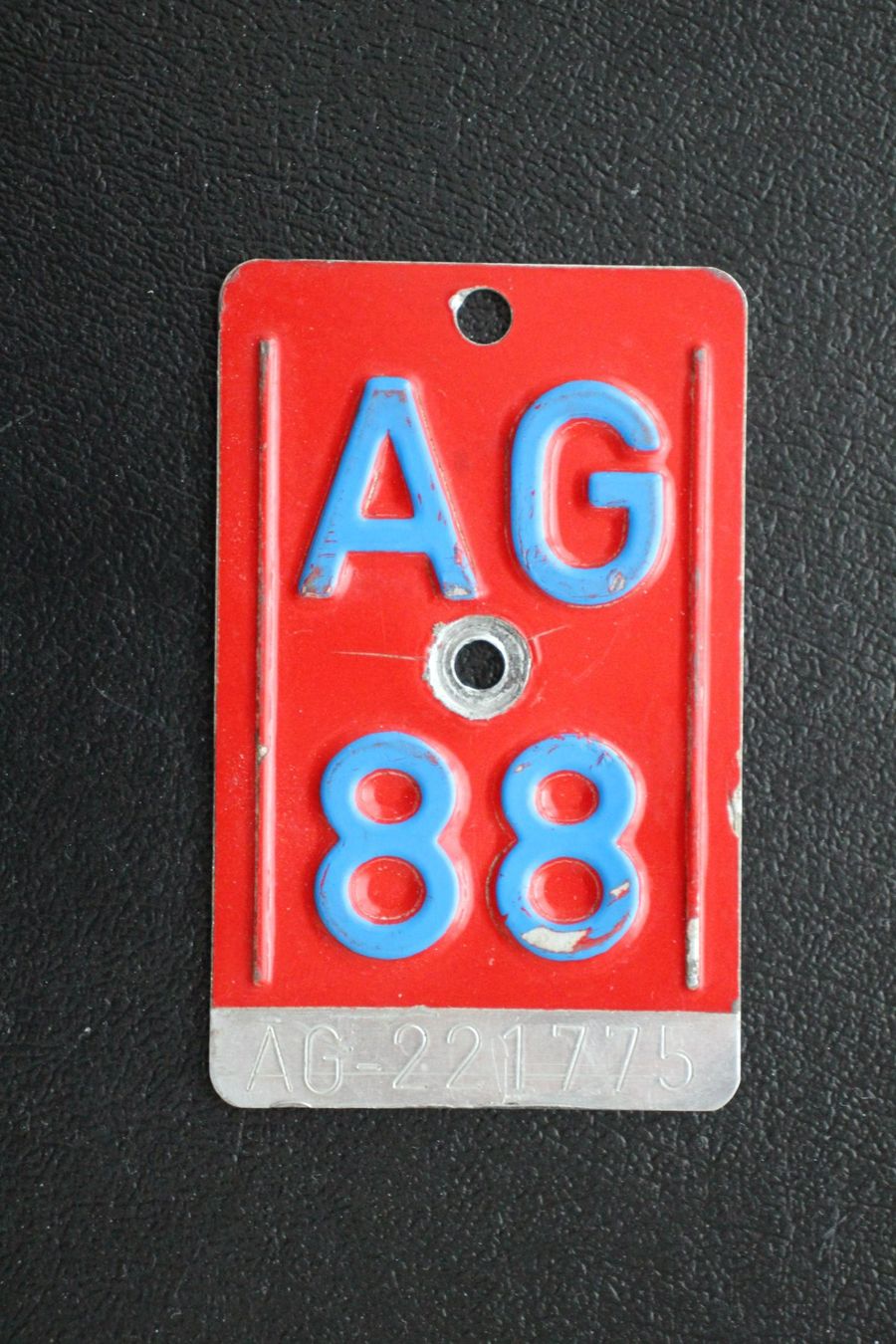 Schilder: AG 88 Velonummer – Gebraucht aus Wiedlisbach von han_n6ff