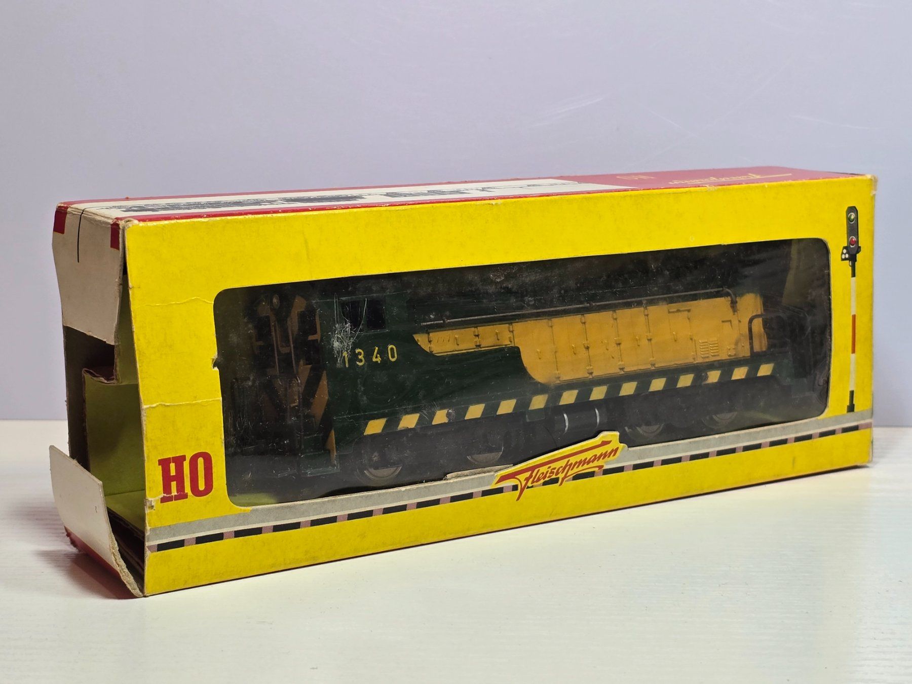 Fleischmann Trains électriques: Fleischmann, 1340A, Guss, Baldwin, grün/ gelb – D'occasion à Kloten par Nicola2