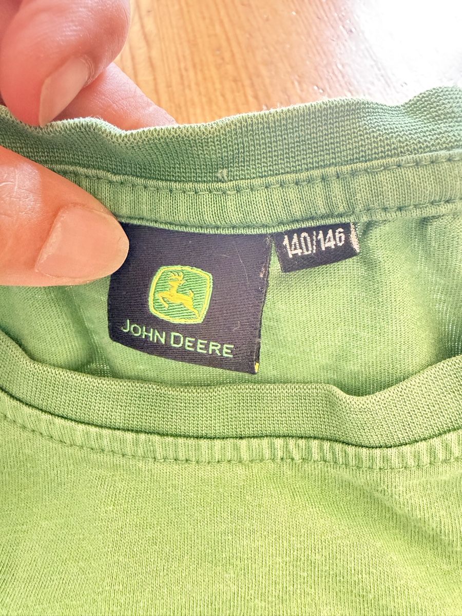 T-shirts: John Deere t-Shirt 140/146 – D'occasion à Roggwil TG par Rutschmann 2