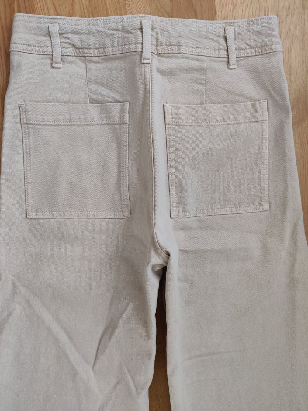Zara Pantaloni: NEU_Zara Hose beige gr.40 – Nuovo (secondo la descrizione) da Schönenwerd venduto da sal_75dx 1