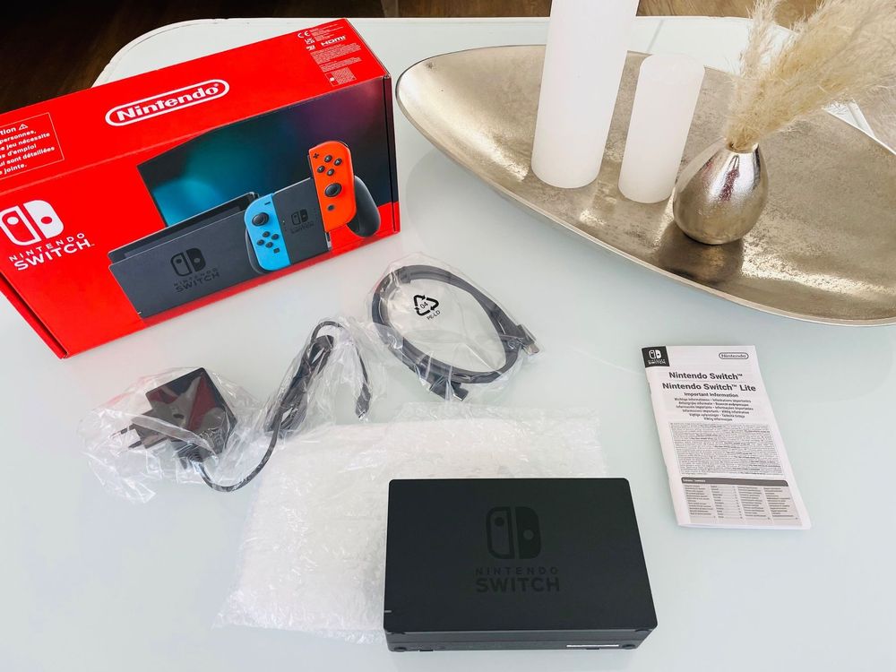 Nintendo SWITCH Stationsset Kaufen auf Ricardo