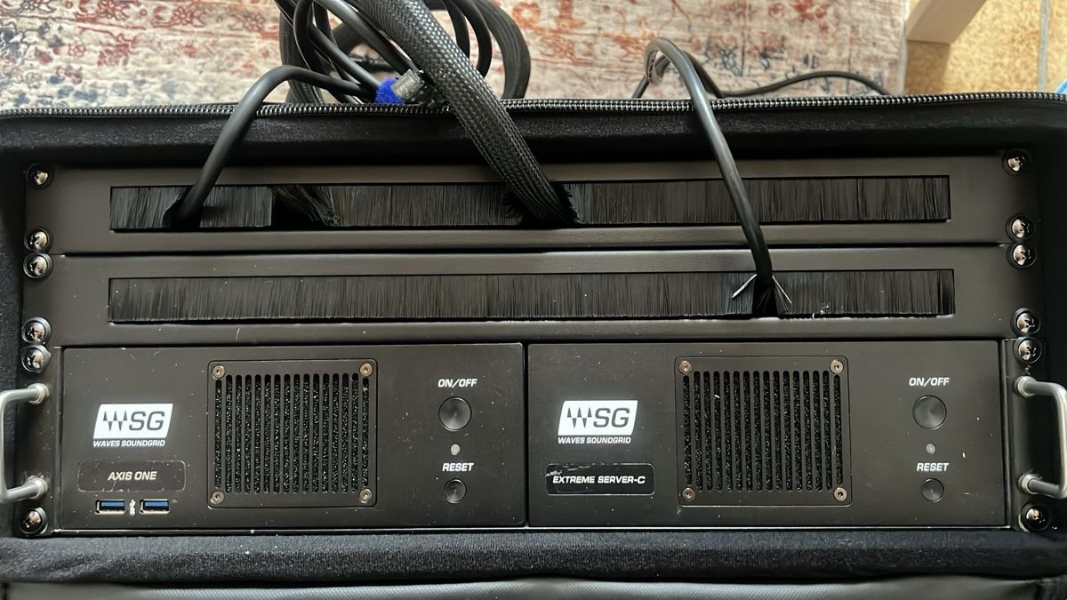 Studioequipment: Waves Soundgrid Axis One & Extreme Server-C – Gebraucht aus Effretikon von nonstopcrew