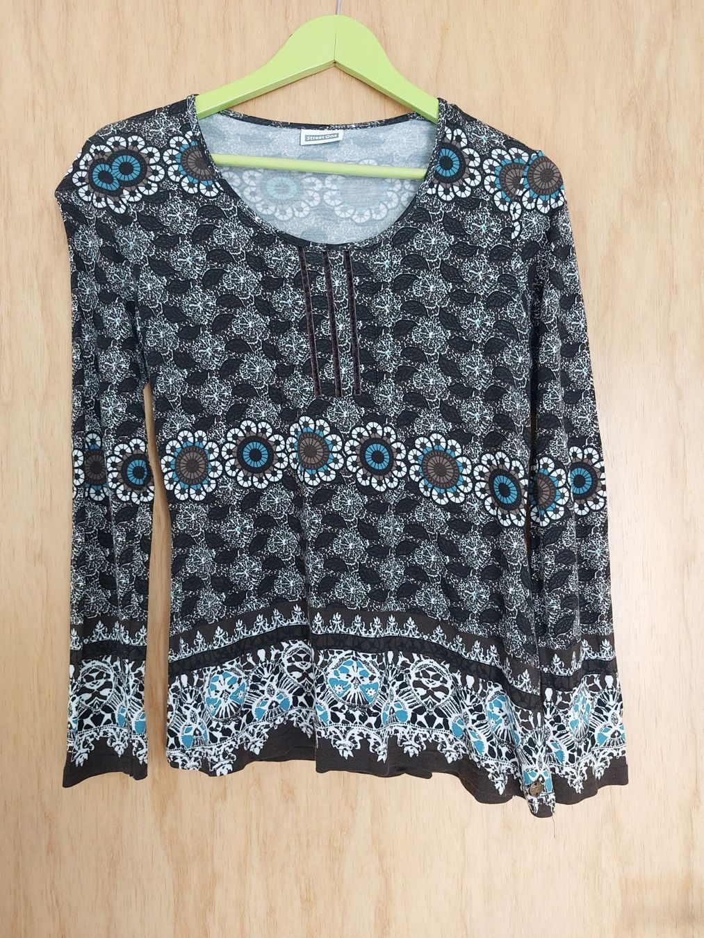 T-Shirts: Street One Shirt Gr. 38 – Gebraucht aus Schmitten von JasiStern