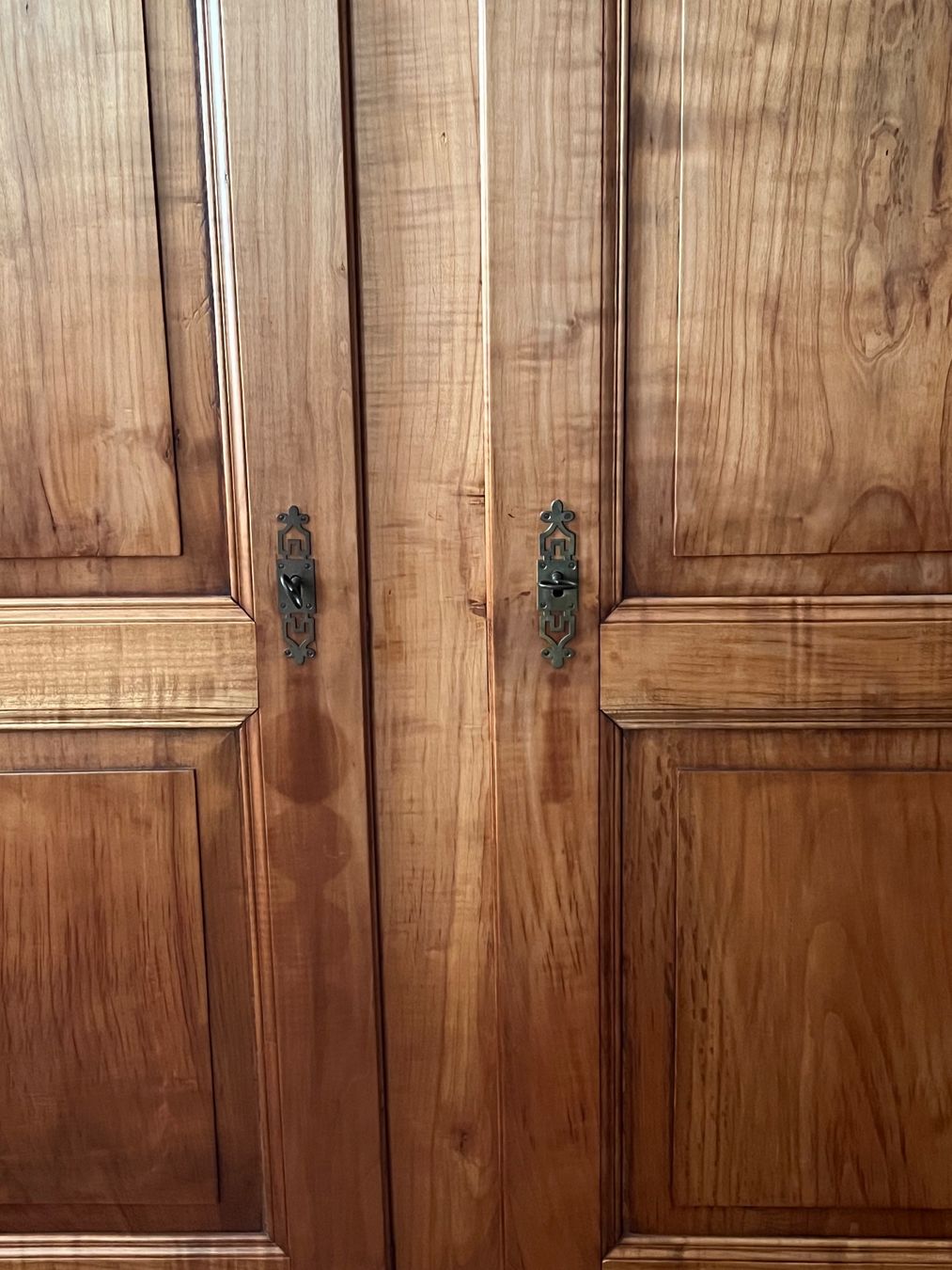 Armadi: Schrank antik – Usato da Einsiedeln venduto da gaschi02 1